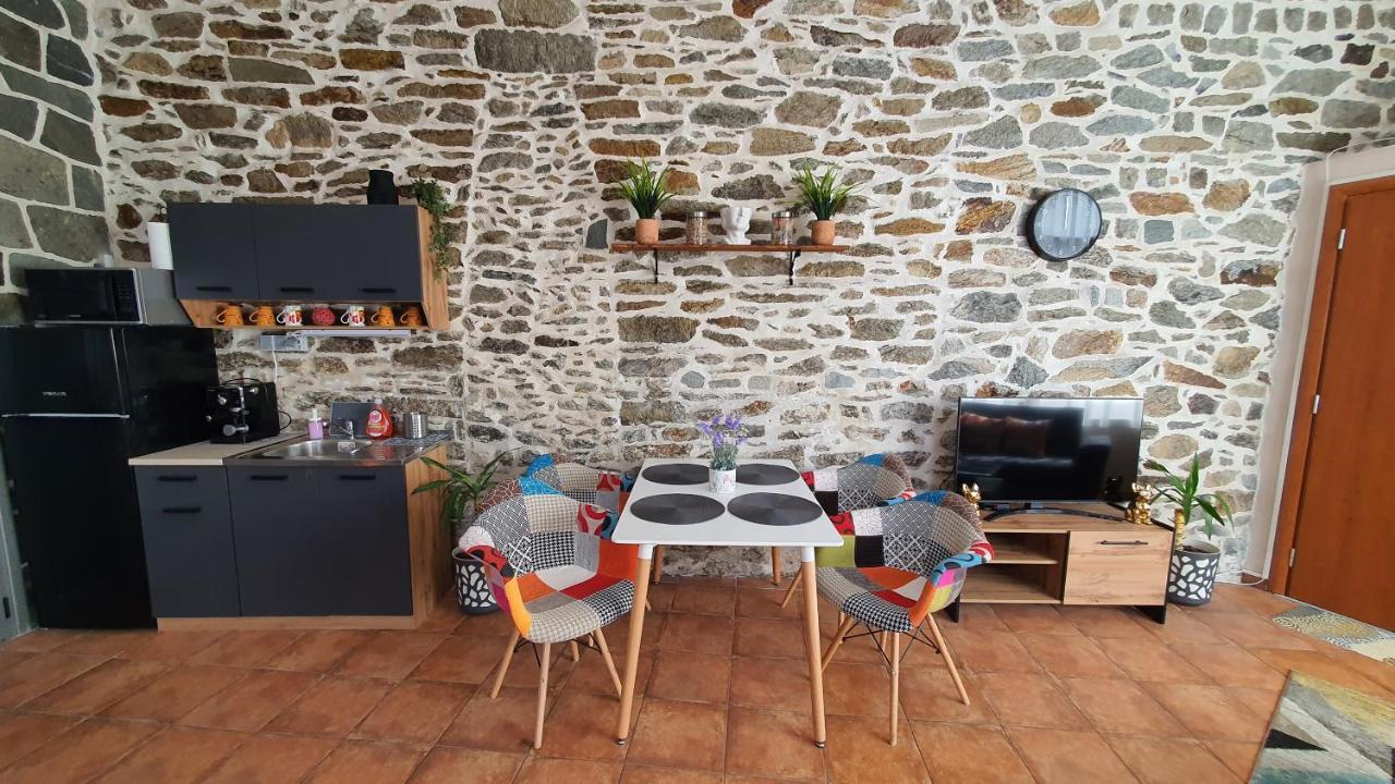 Art Studio Center Kavála Luaran gambar